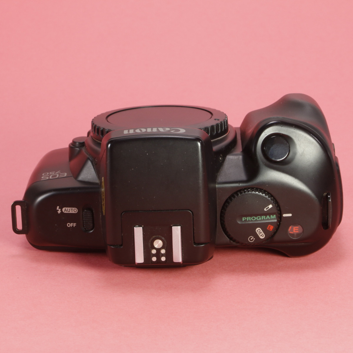 Canon EOS 750 Camera
