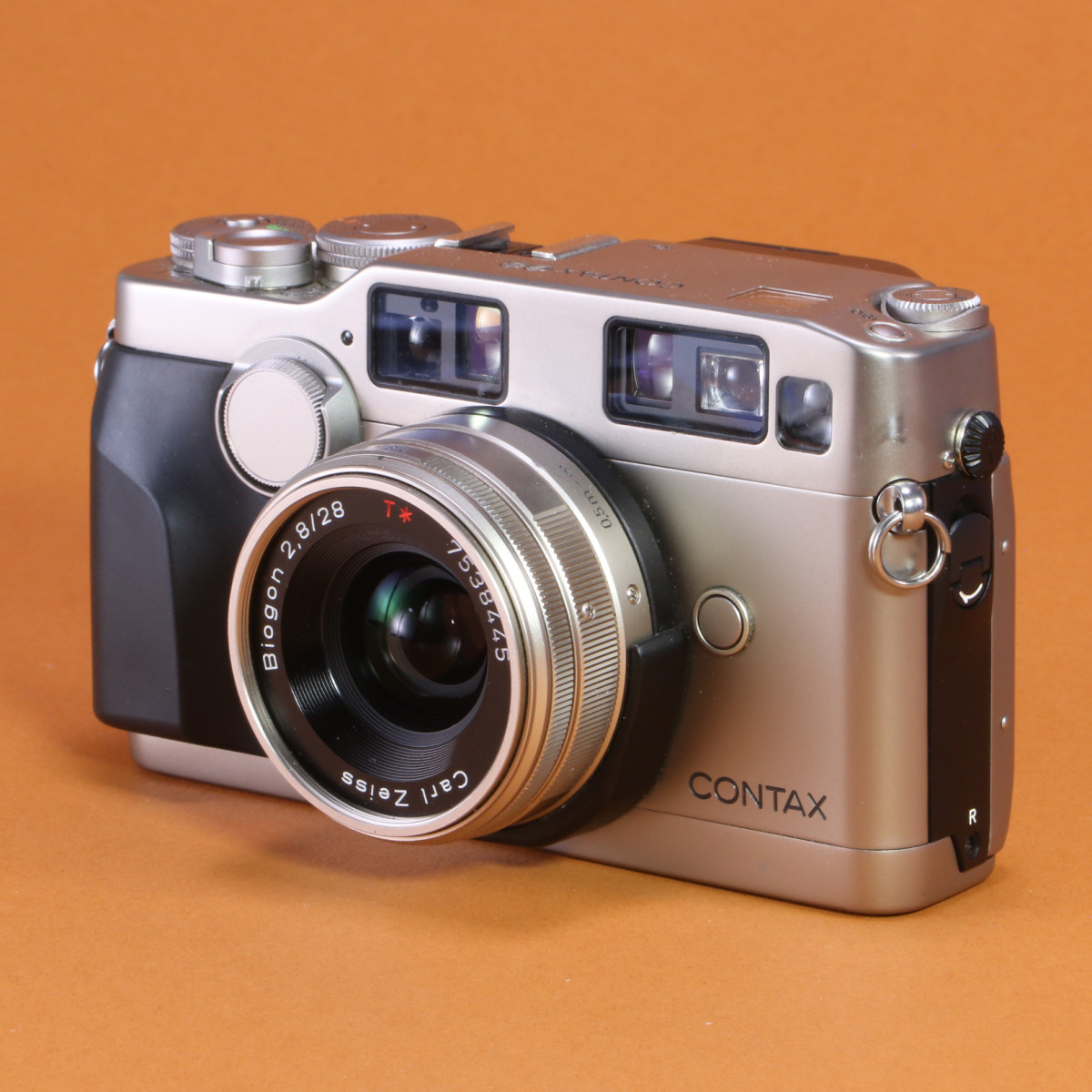 CONTAX G２　Biogon 2.8/28 Carl Zeiss G Mount 28mm F/2.8 Biogon Lens Review