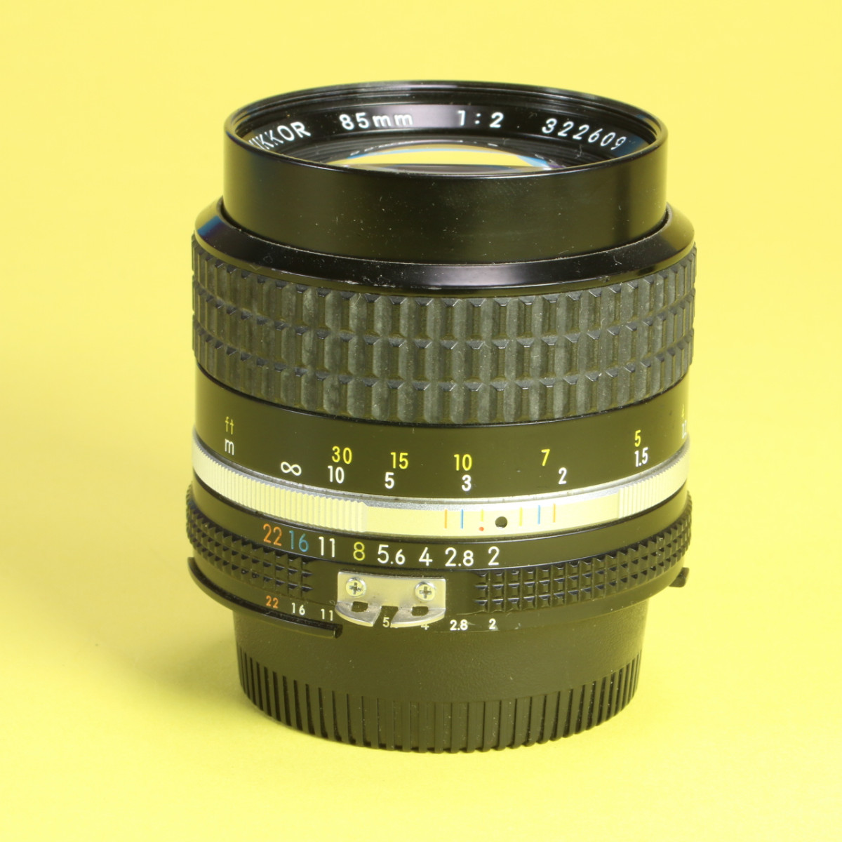 Nikon 85mm f2 Nikkor AIS Lens