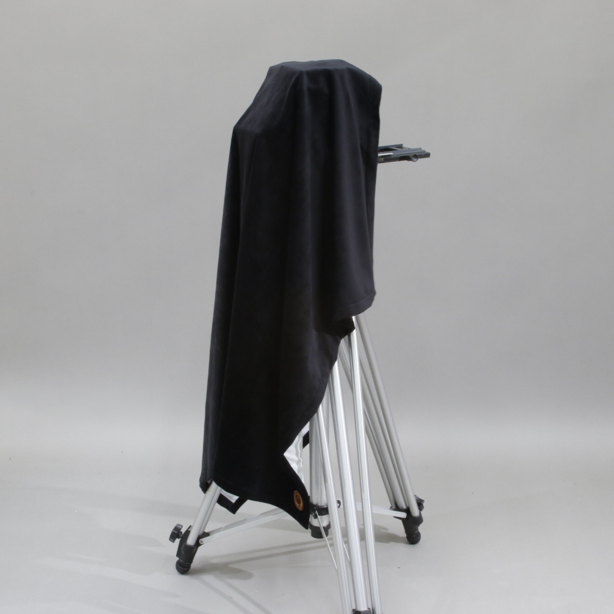 BMC Dark Cloth - Large