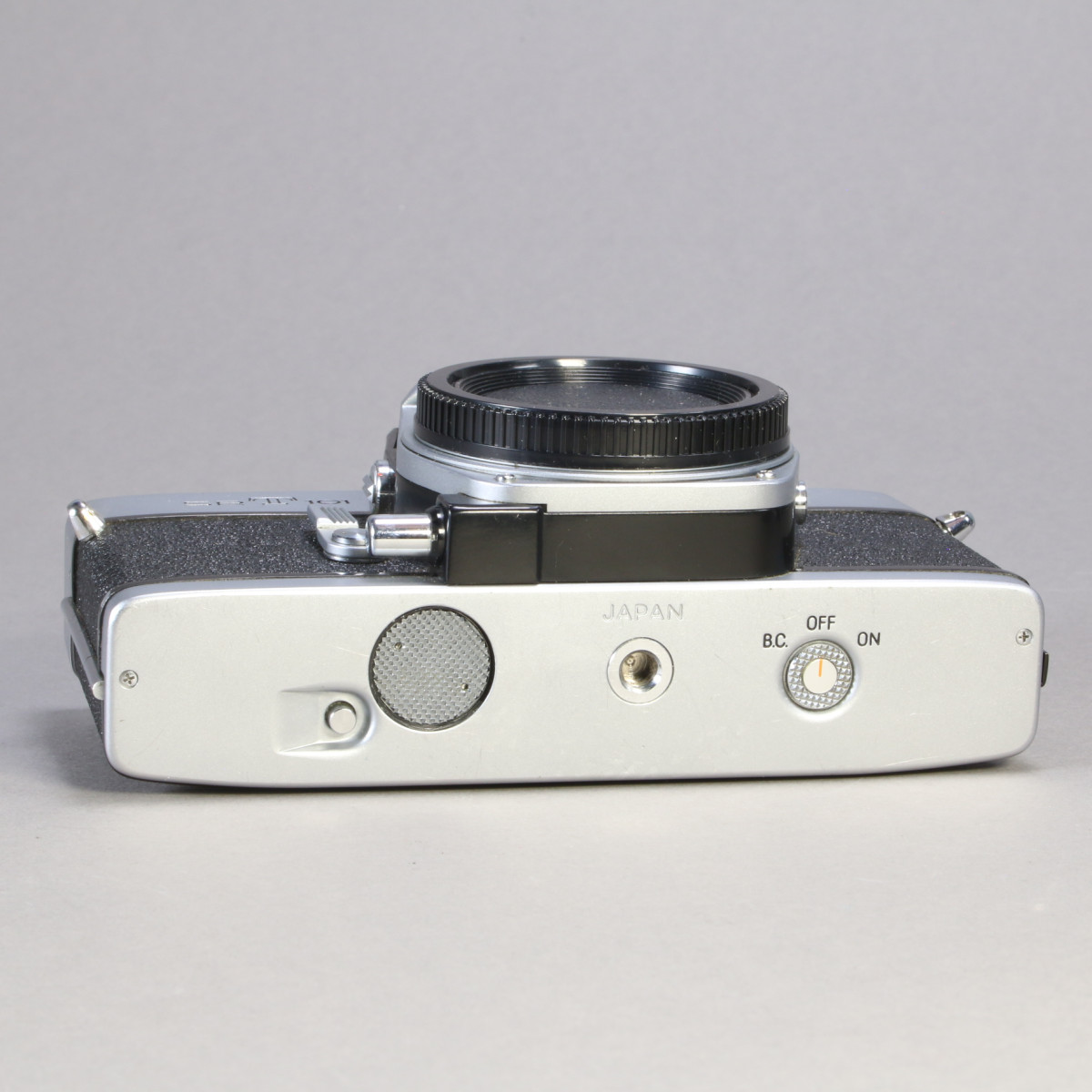 Minolta SRT 101 Camera