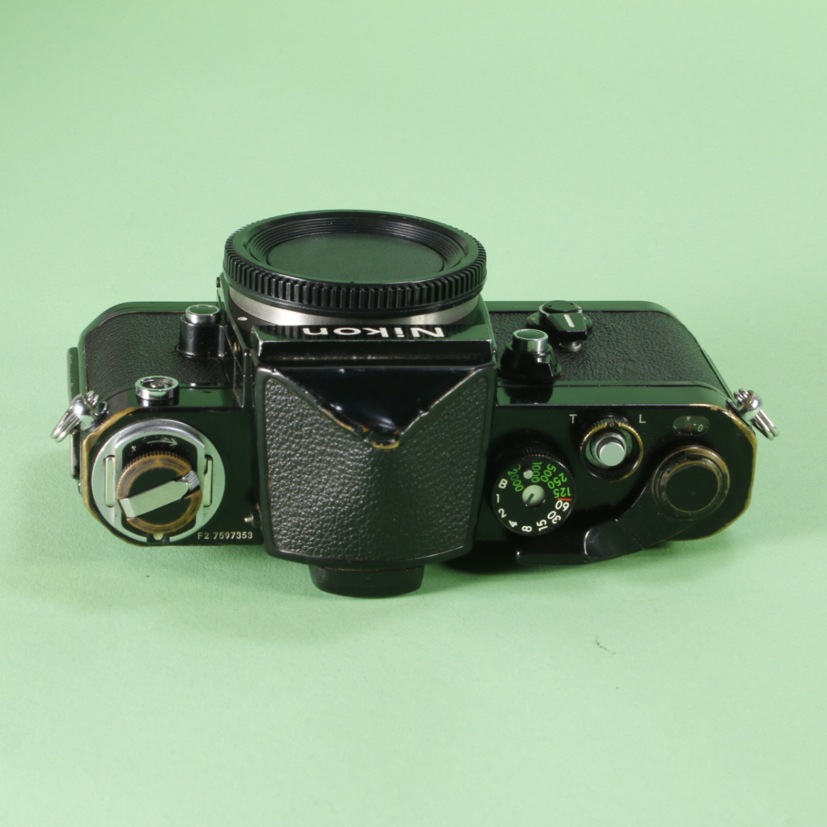 フィルムカメラ Nikon F2 赤城耕一：第2回 二代目にして「最後のフラッグシップメカニカル