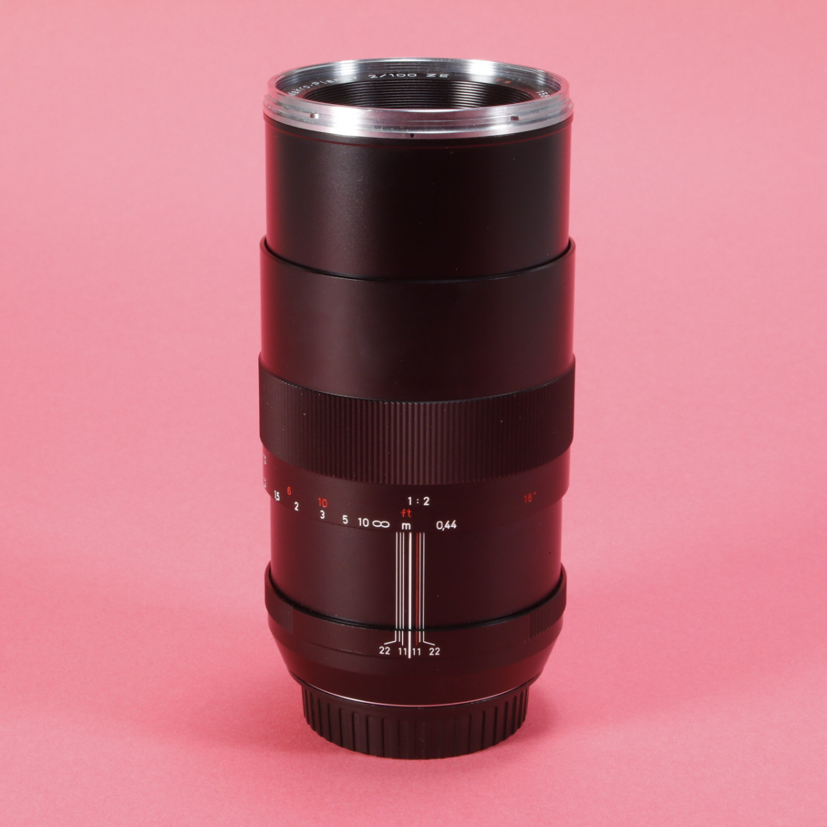 Carl Zeiss 100mm f2 ZE T* Makro-Planar Lens for Canon EF