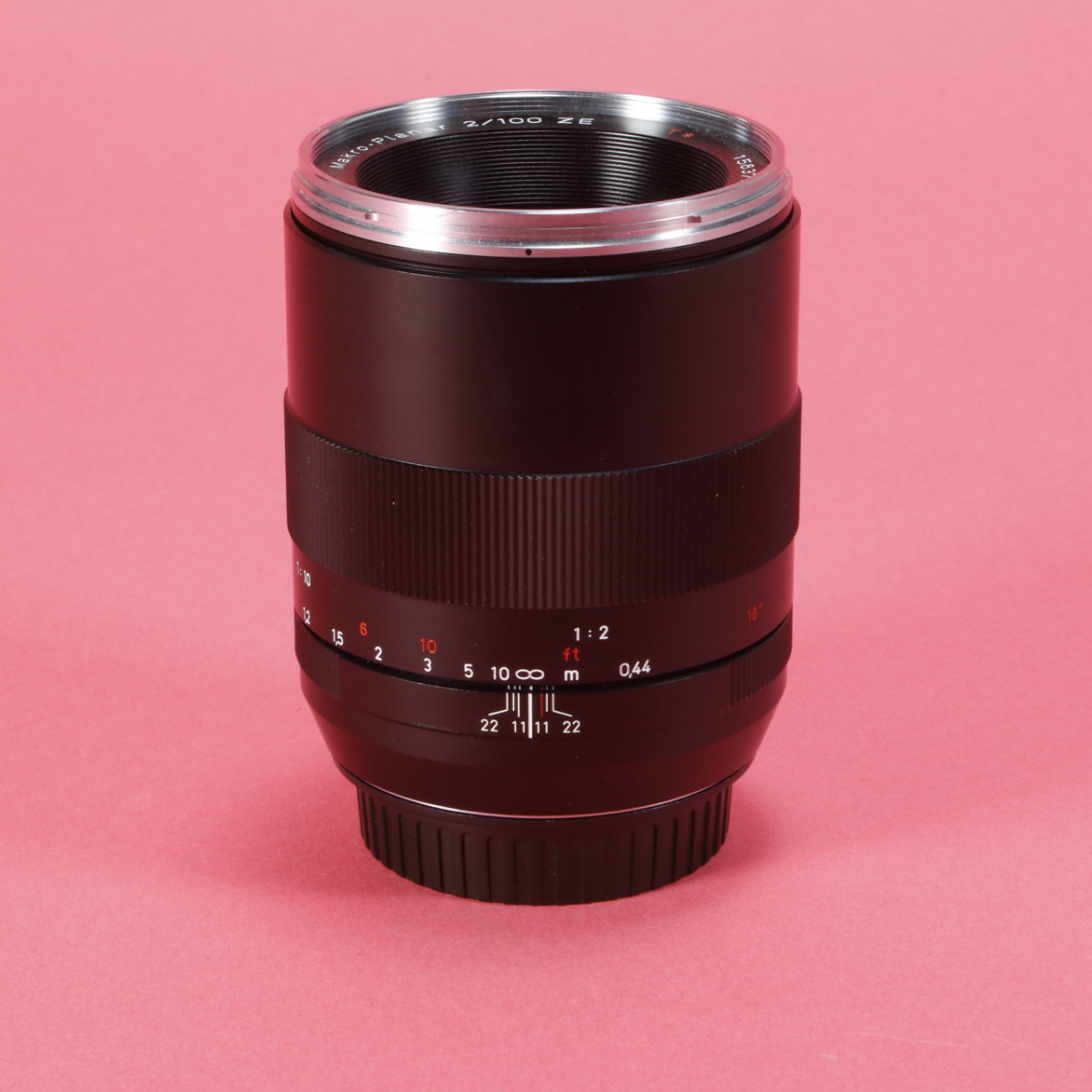 Carl Zeiss 100mm f2 ZE T* Makro-Planar Lens for Canon EF