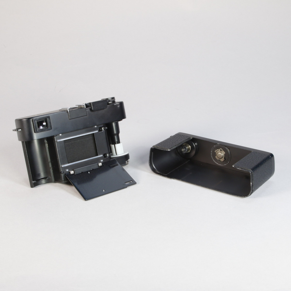 Leica CL Camera with 40mm f2 Summicron-C Lens
