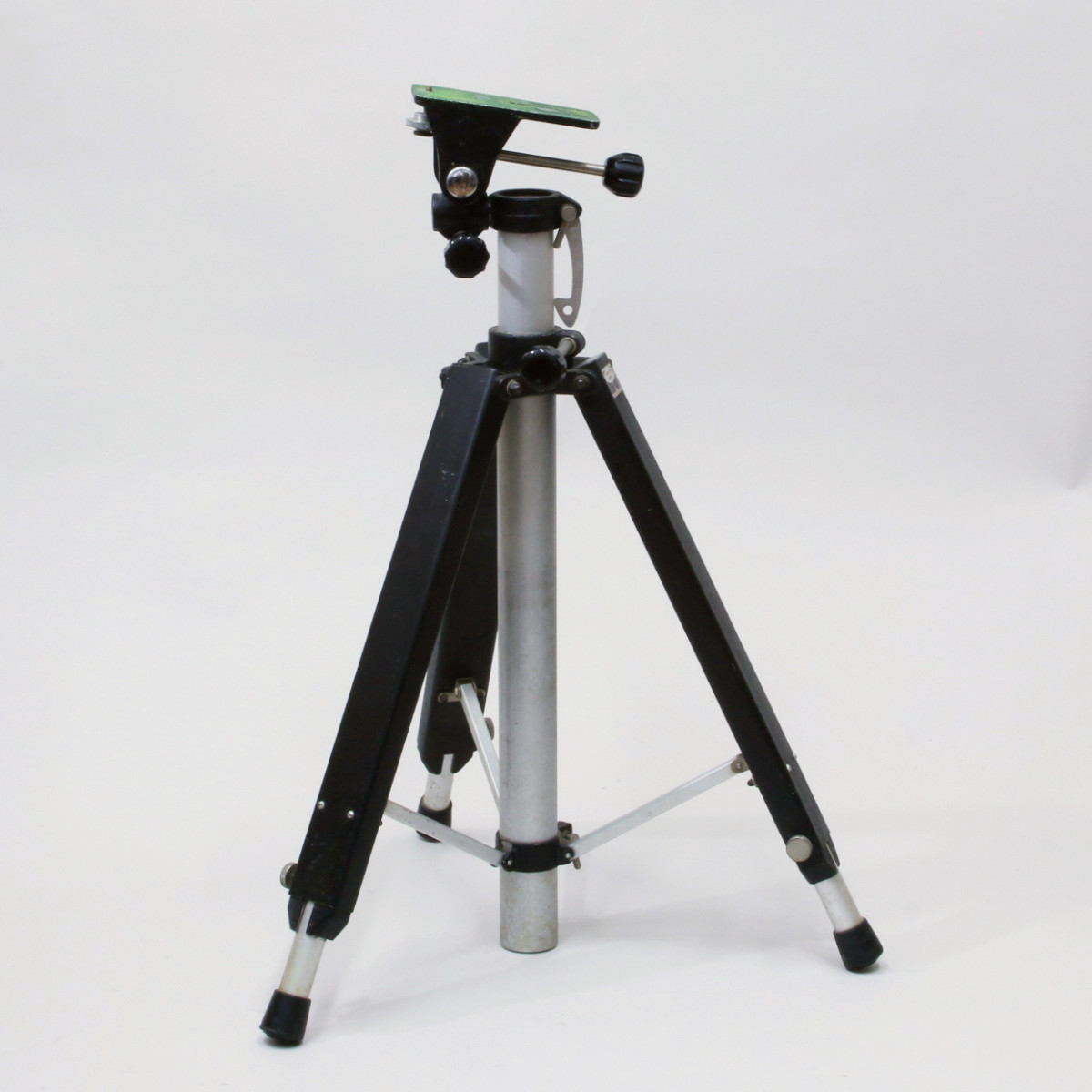 Davis and Sanford Floating Action Tripod