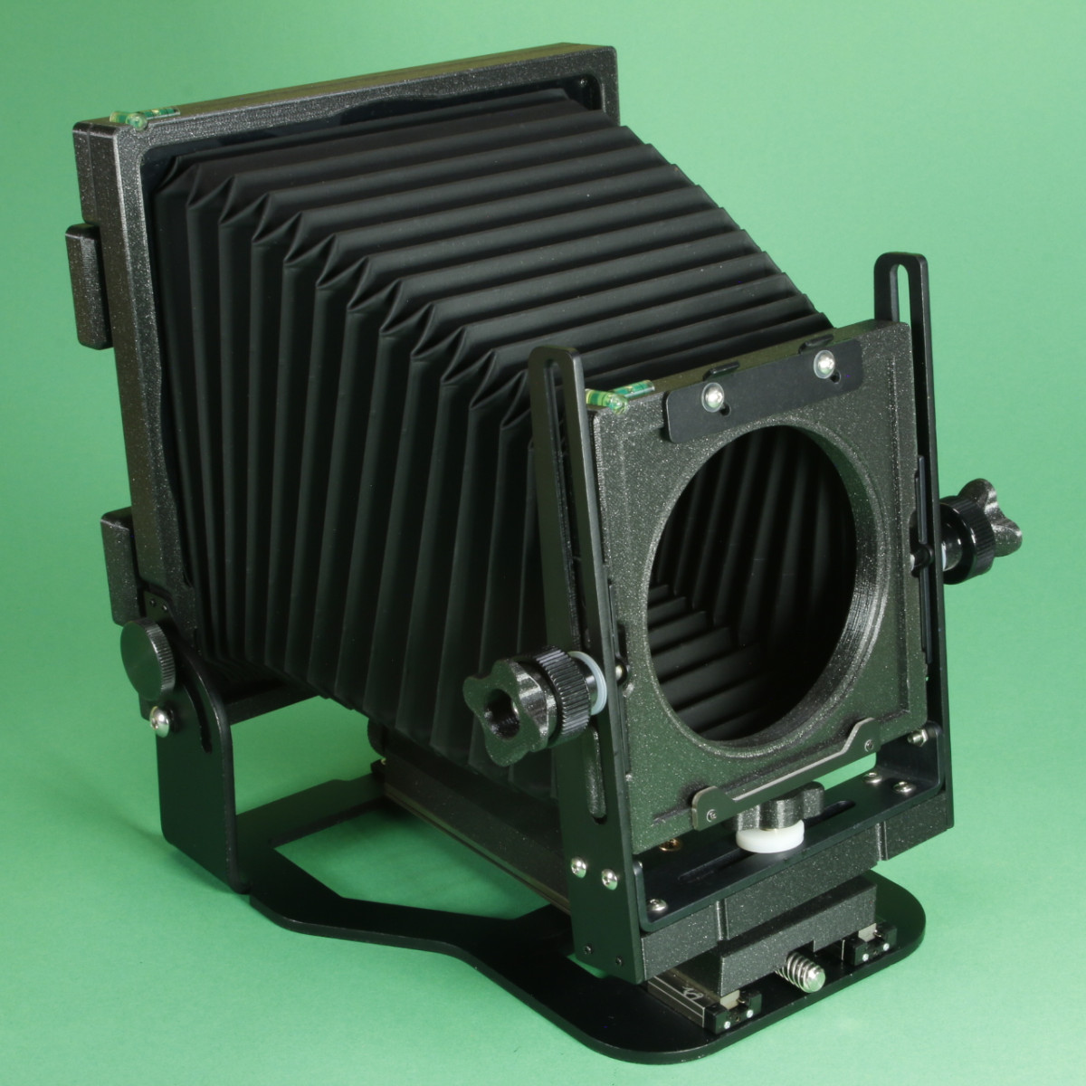 【Intrepid 4x5 引き伸ばし機】 コンパクトな引き伸ばし機「The Intrepid Compact Enlarger」が