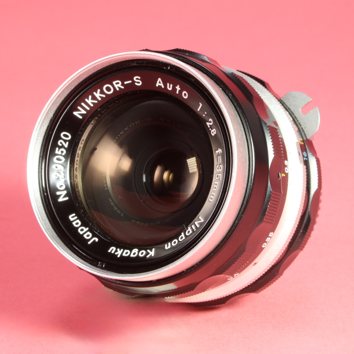 Nikon 35mm f2.8 Nikkor-S Non-AI Lens | Blue Moon Camera Nikon 35mm f2.8 Nikkor-S Non-AI Lens | Blue Moon Camera