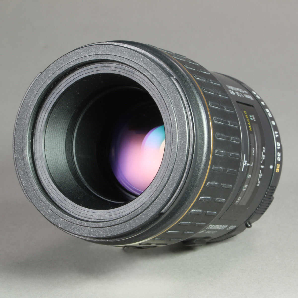Tamron 90mm f2.8 SP AF Macro Lens for Nikon AF