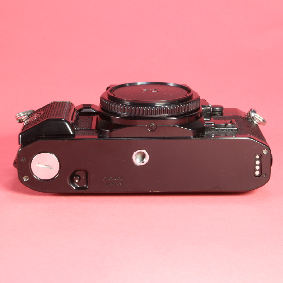 【完動品・美品】Canon AE-1 ボディ データバック フィルム #537 Canon AE-1 SLR Film Camera Body Chrome & Black with Canon