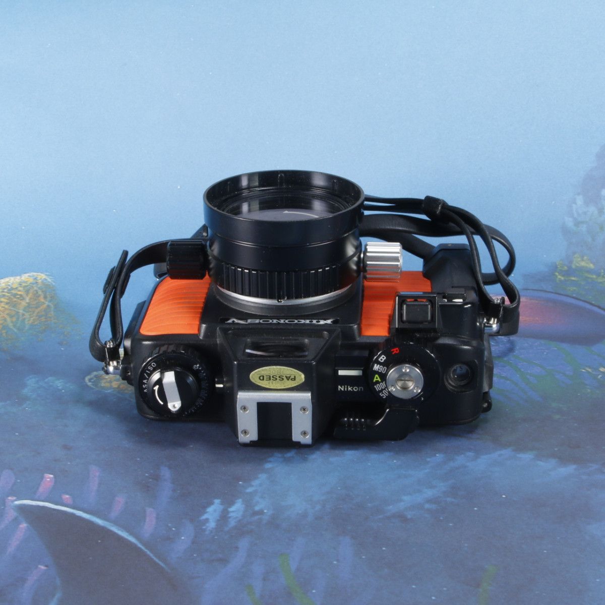 Nikon ニコノスV NIKONOS-V NIKKOR 35mm F2.5 Nikon Nikonos V Underwater Dive Camera with Nikkor 35mm F