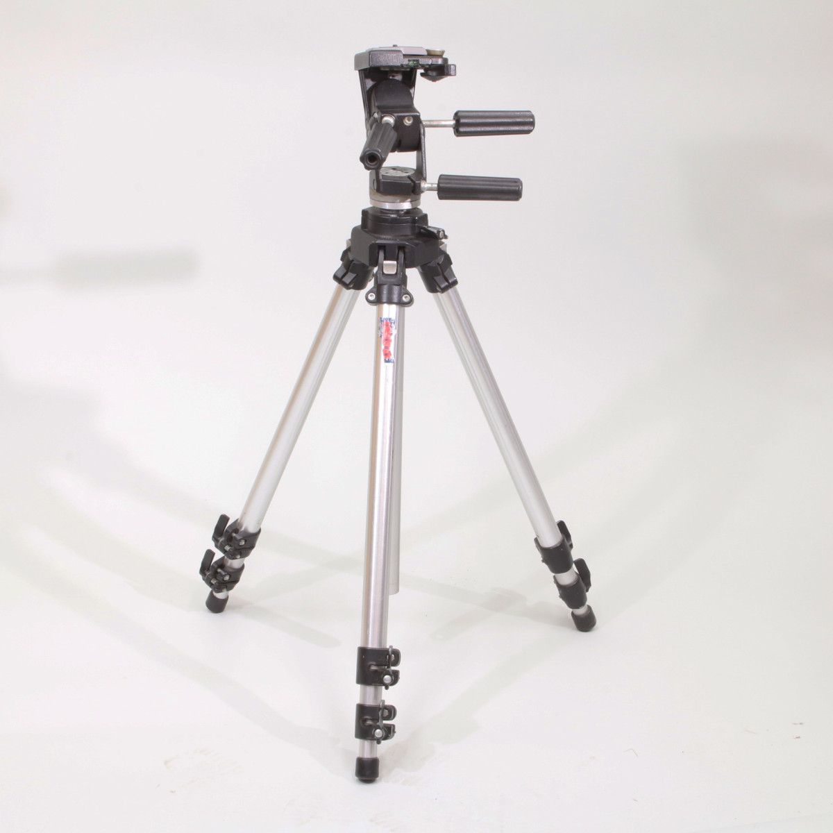 Bogen 3021 Tripod with 3-Way Head