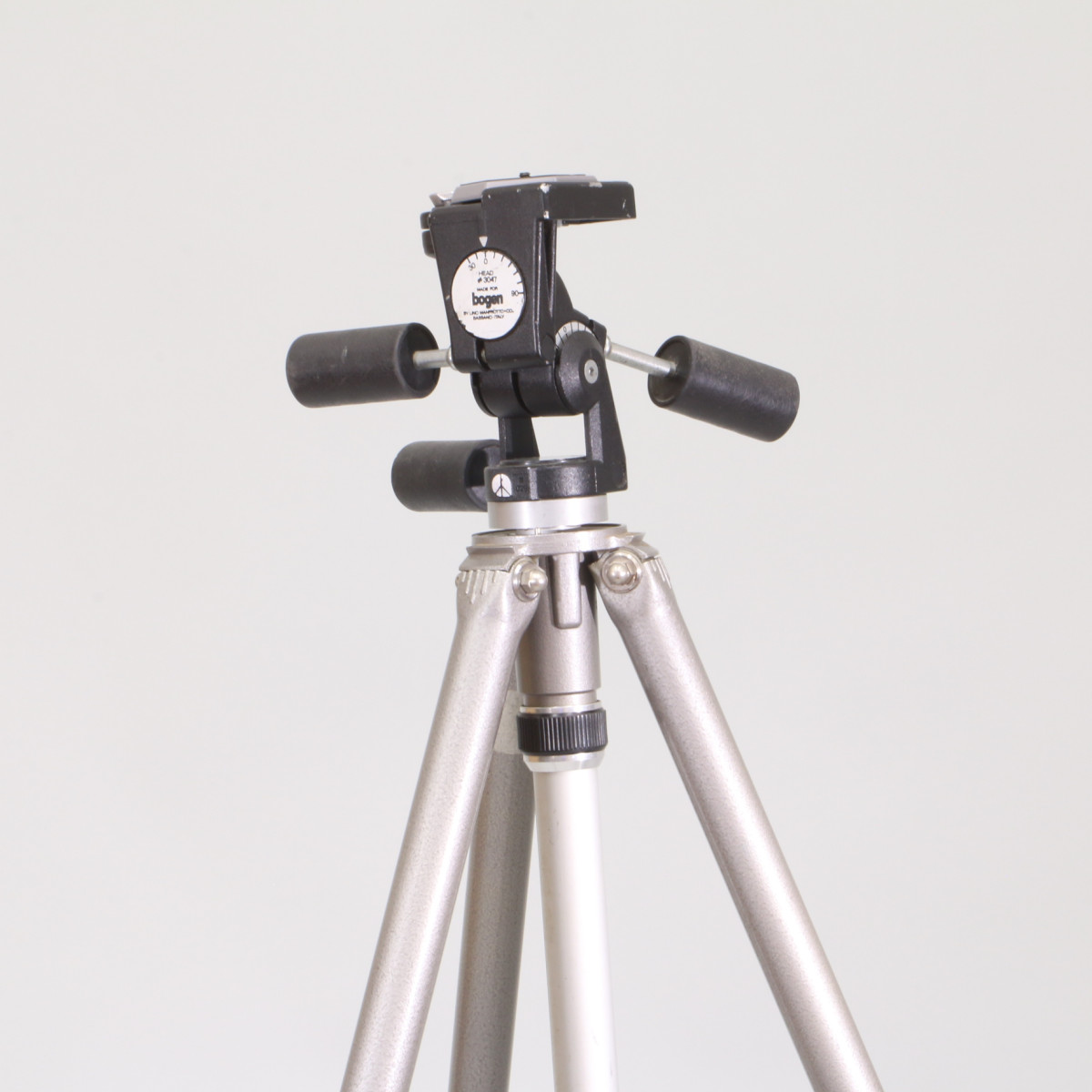 Gitzo Studex Gilux Tripod with Manfrotto 3047 Head