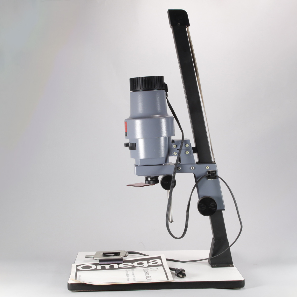 Omega B-600 Darkroom Enlarger