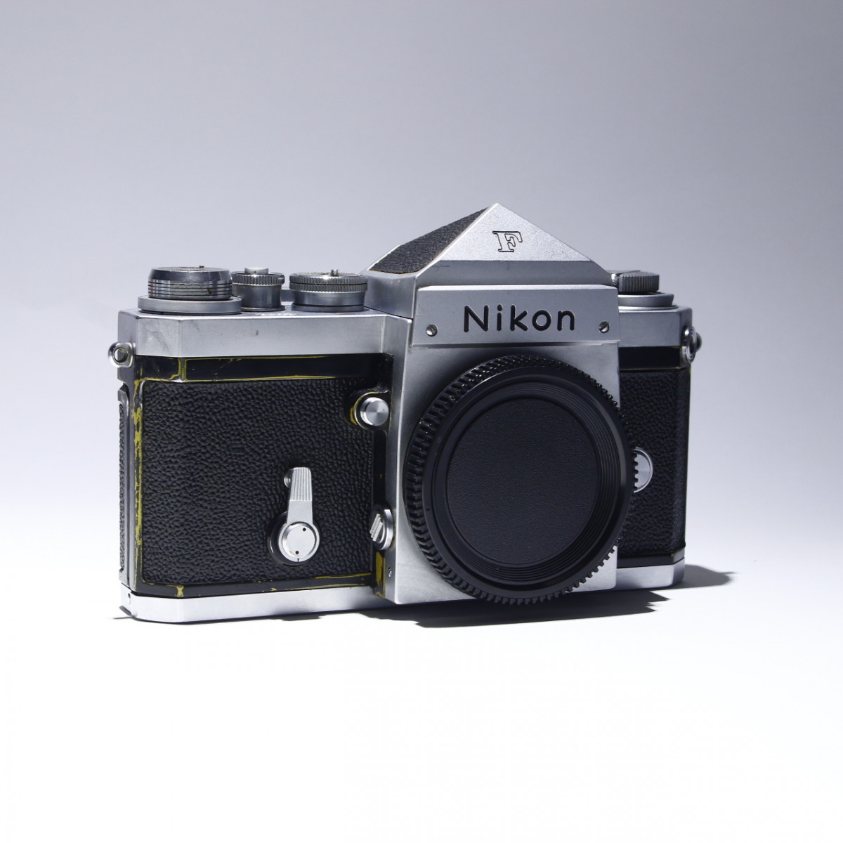 Nikon F with Standard Prism