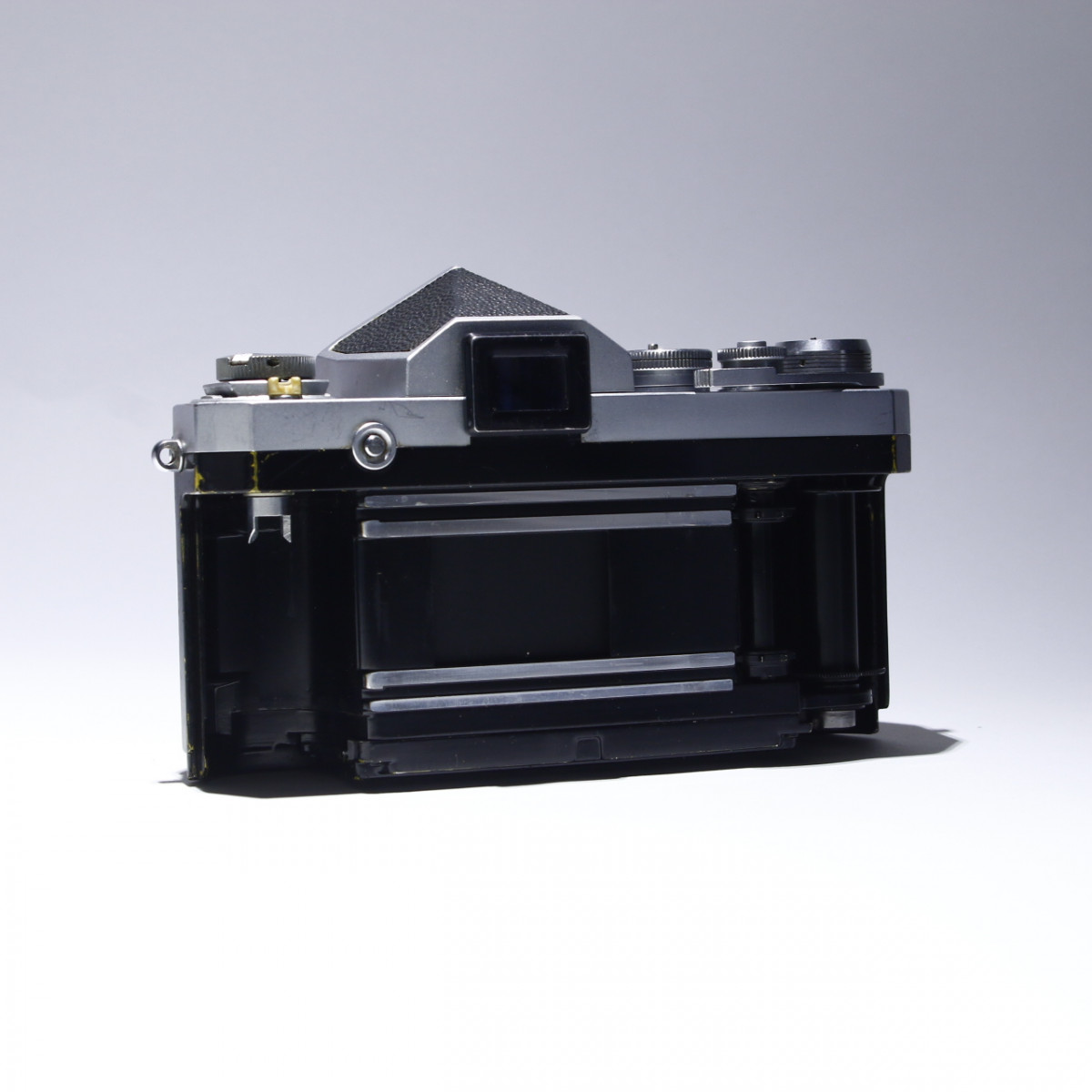 Nikon F with Standard Prism
