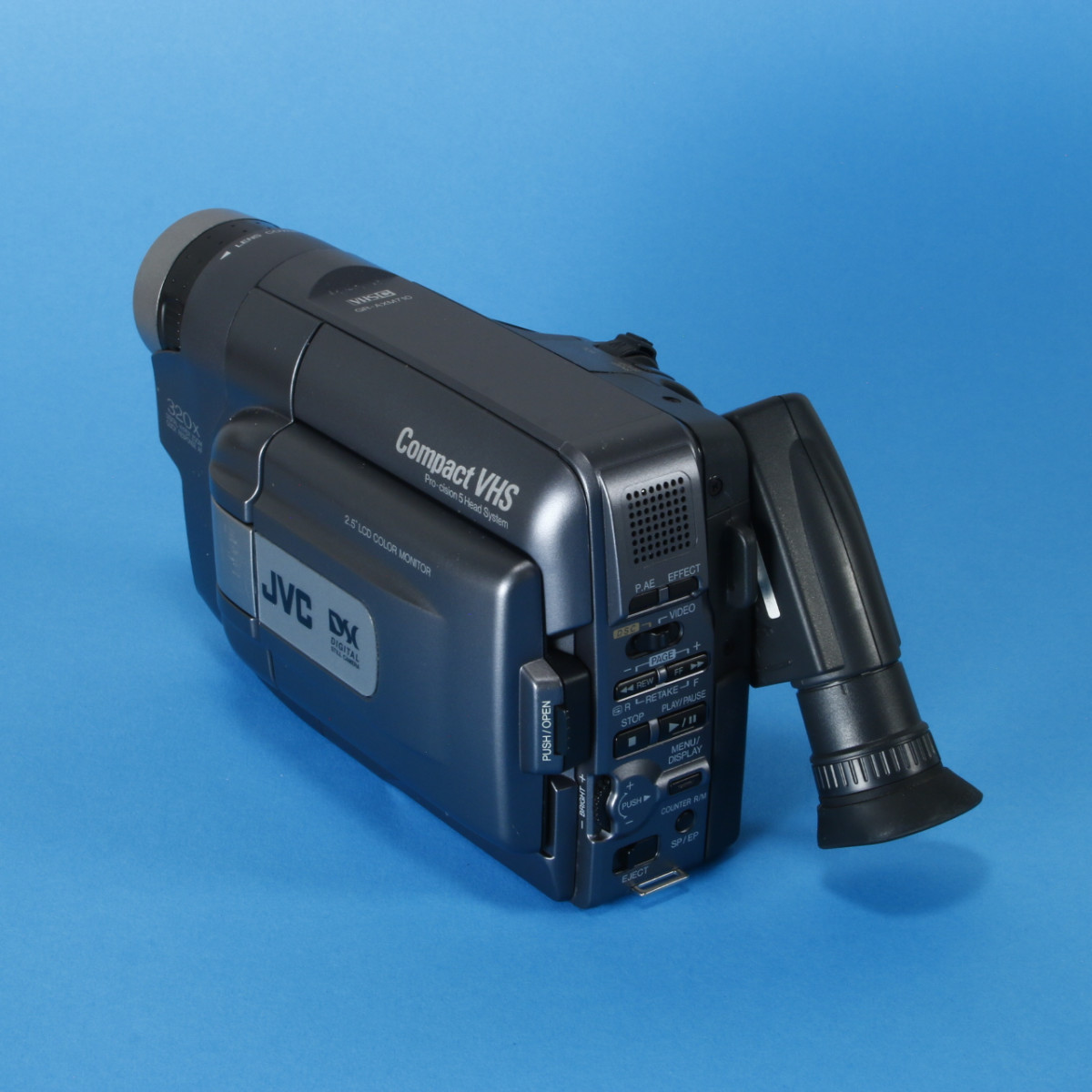 JVC GR-AXM710U Compact VHS Camcorder