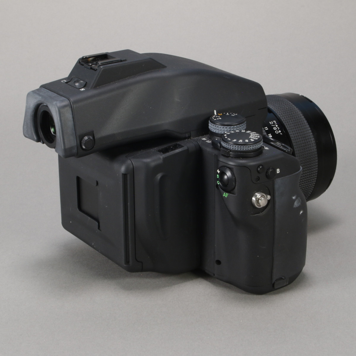 Contax 645 Camera with 80mm f2 Planar Lens