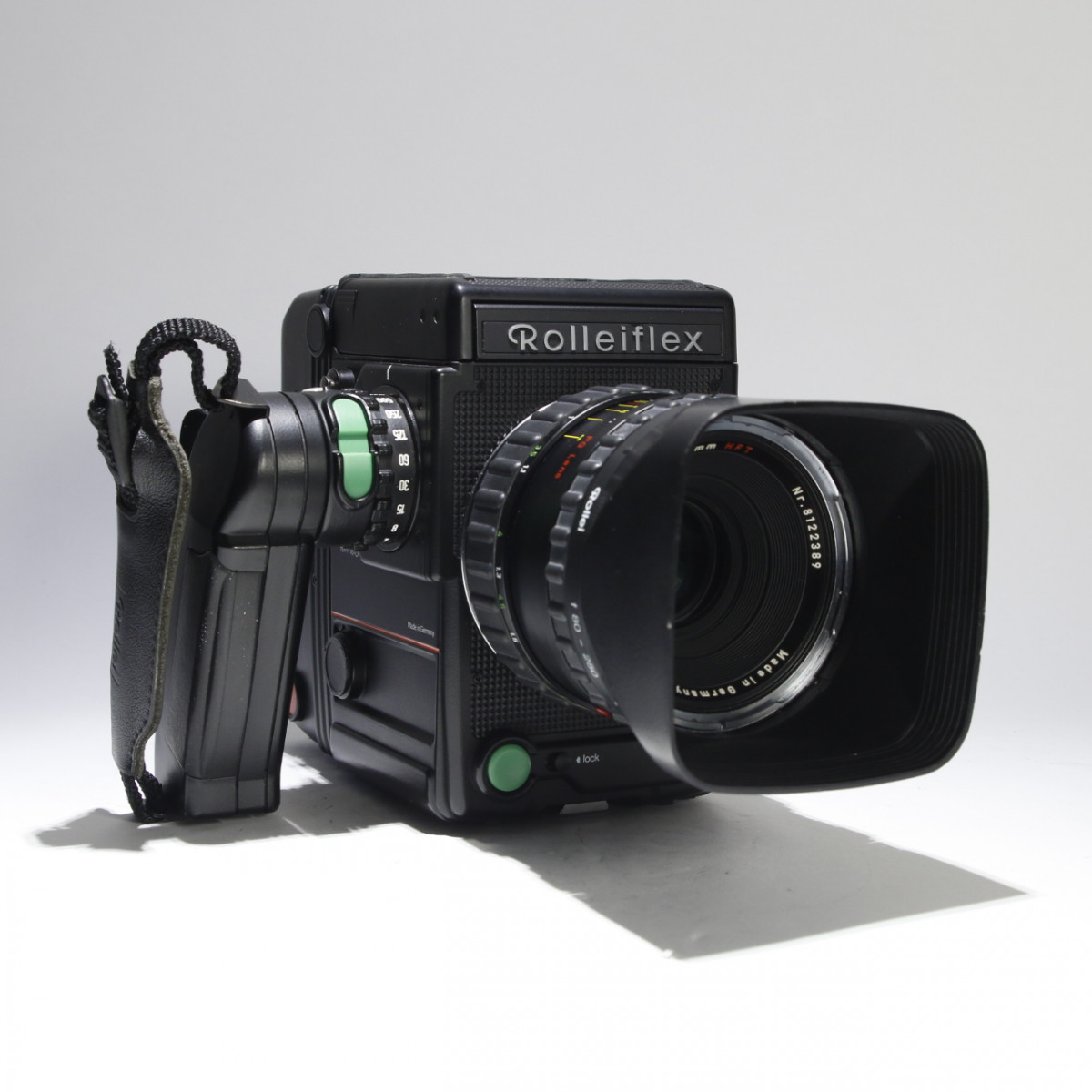 Rolleiflex 6008 Integral with 80mm f2.8 Rollei lens