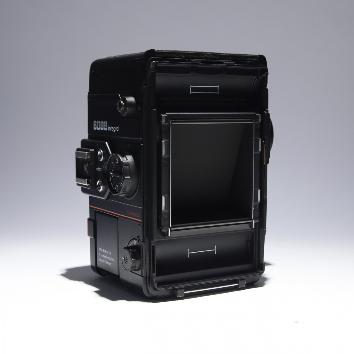 Rolleiflex 6008 Integral with 80mm f2.8 Rollei lens