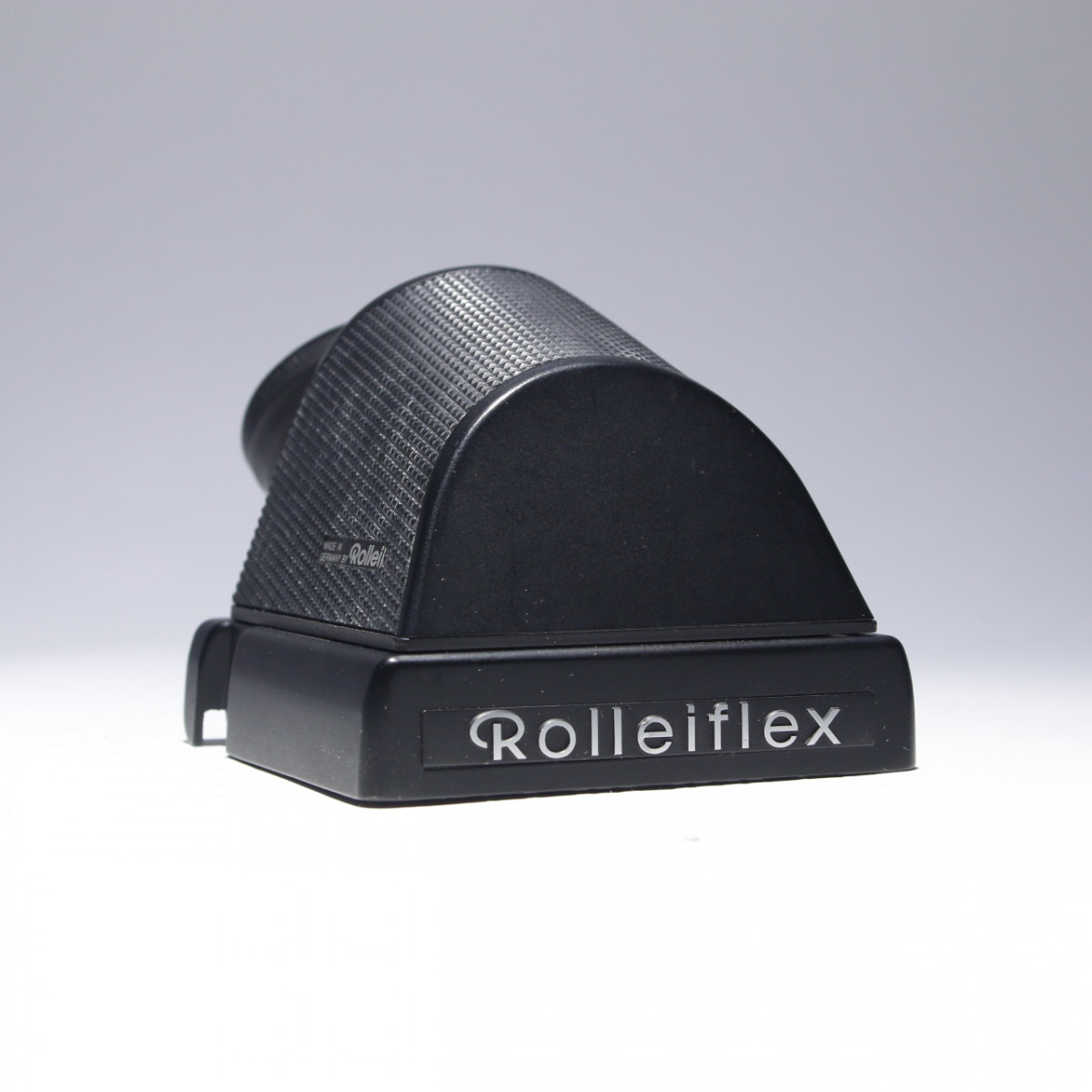 Rolleiflex 6008 Integral with 80mm f2.8 Rollei lens