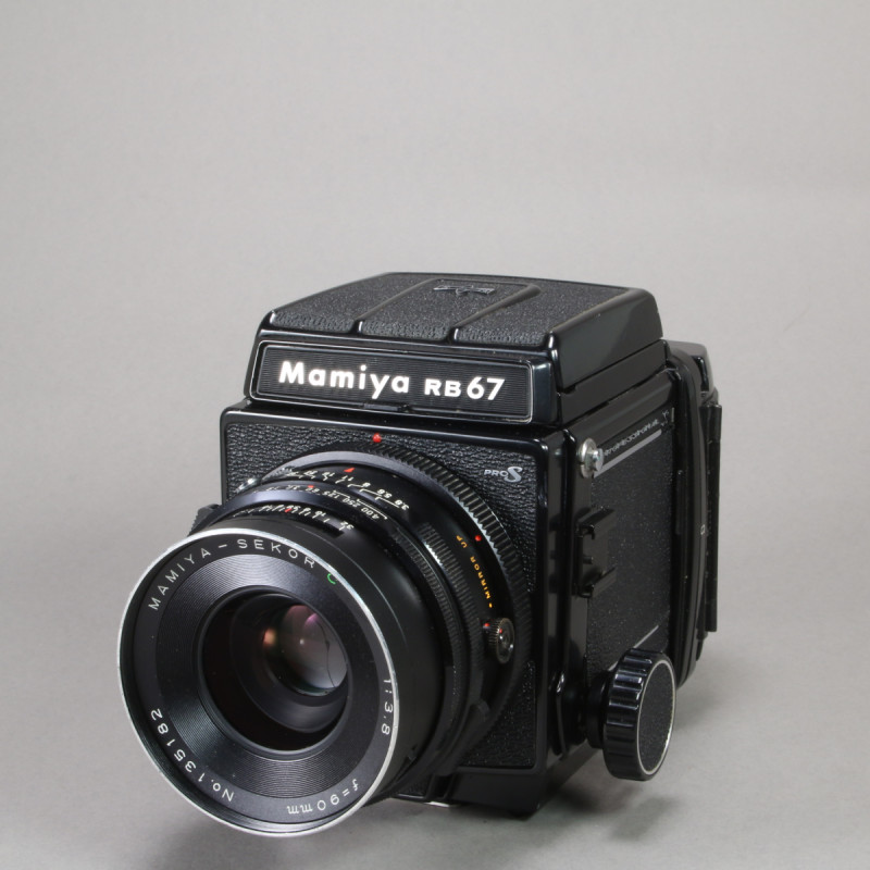 Mamiya RB67 Camera Kit with 90mm f3.8 Lens and 120 Back