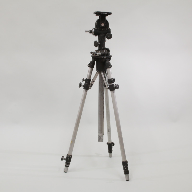 Majestic Tripod with Geared Tilt Head