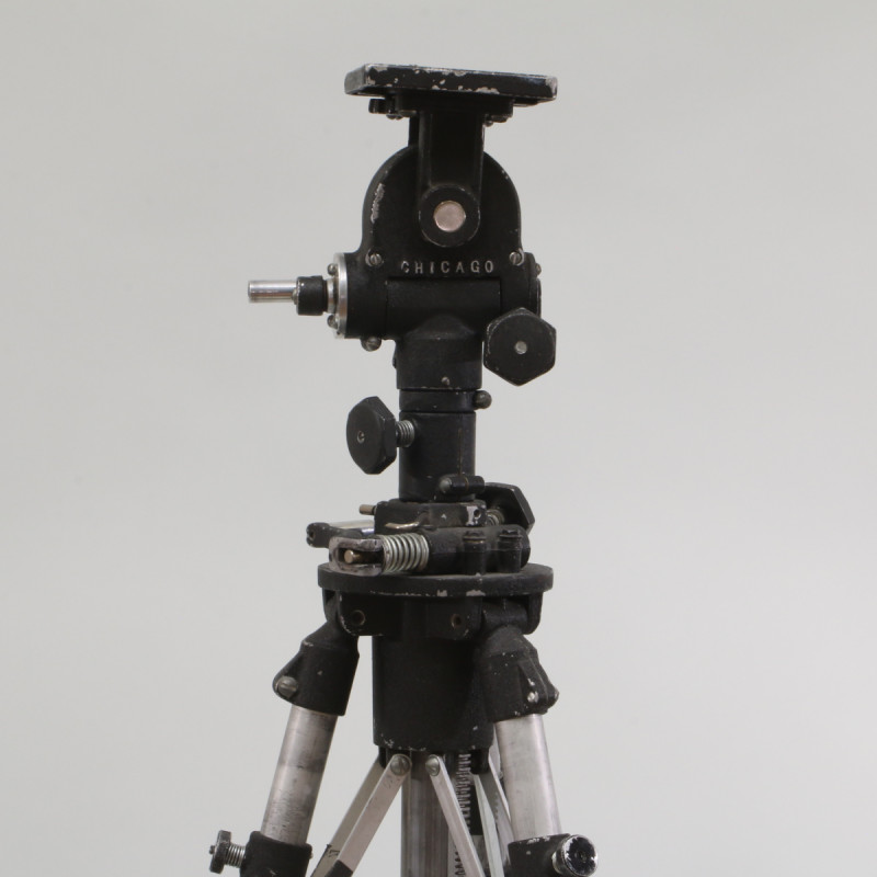 Majestic Tripod with Geared Tilt Head