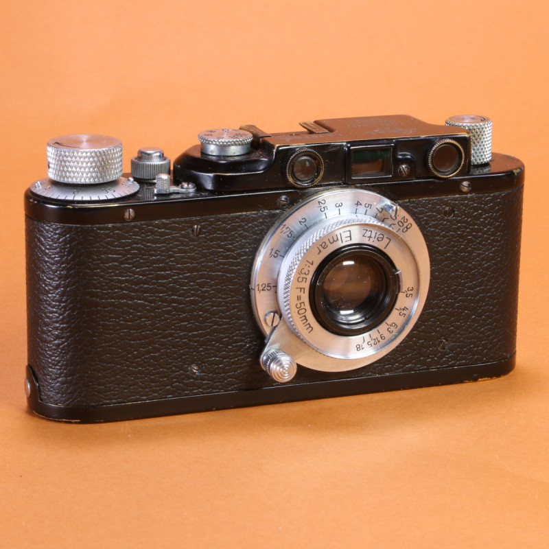 Leica II Camera Kit (Black) with 50mm f3.5 Elmar Lens