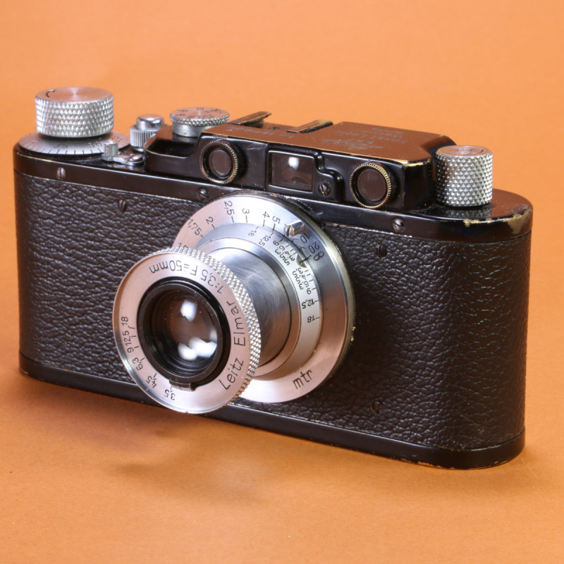 Leica II Camera Kit (Black) with 50mm f3.5 Elmar Lens