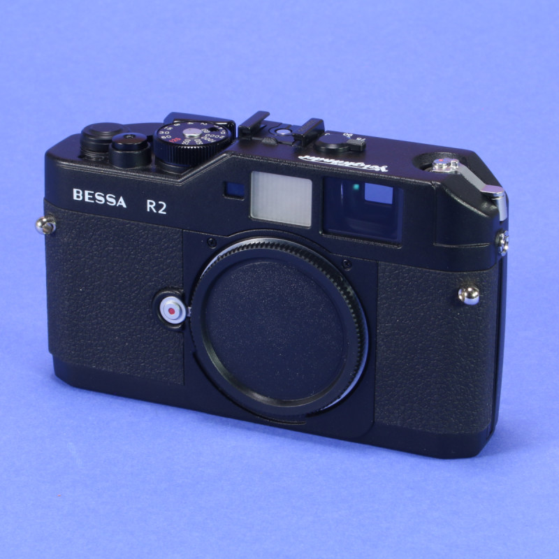 Voigtlander Bessa R2 Camera