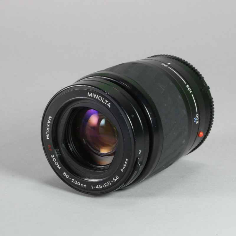 Minolta 80-200mm f4.5-5.6 Maxxum AF Zoom Lens