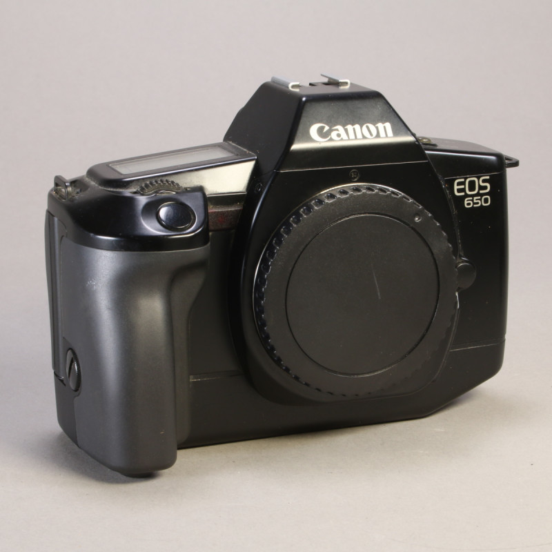 Canon EOS 650 Camera