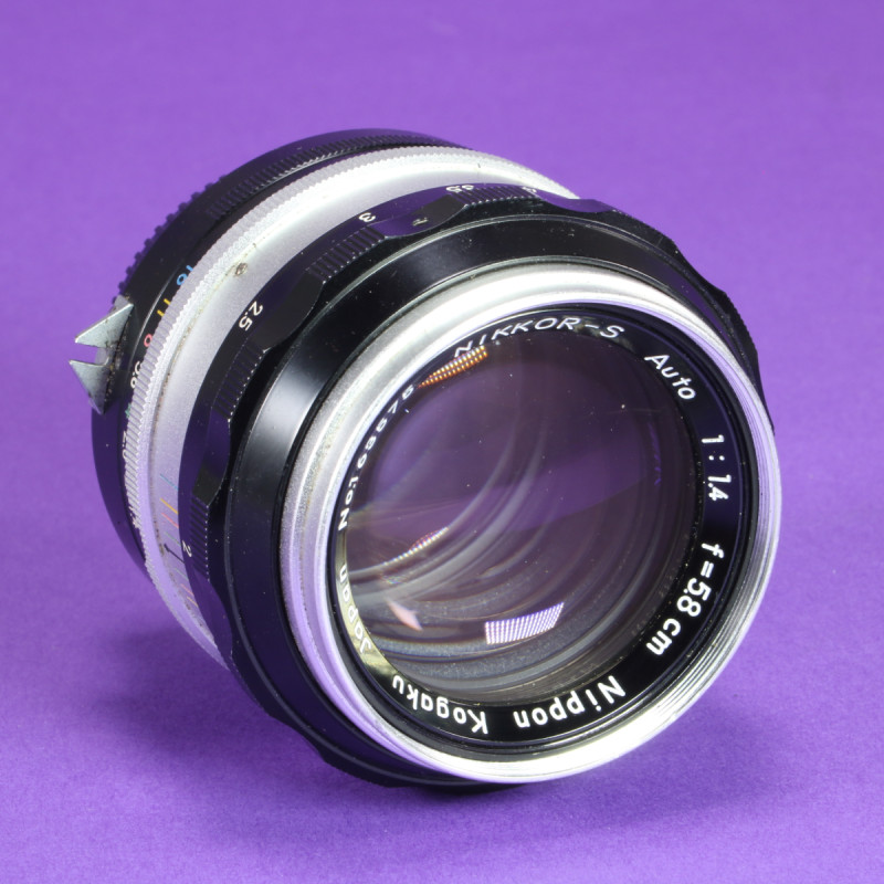Nikon 5.8cm f1.4 Nikkor-S Lens for Nikon Non-AI