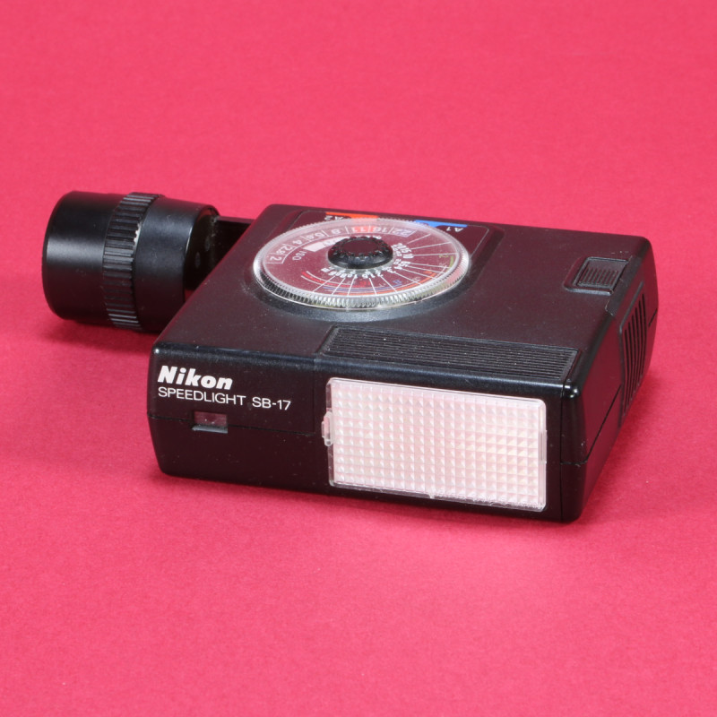 Nikon Speedlight SB-17 Flash
