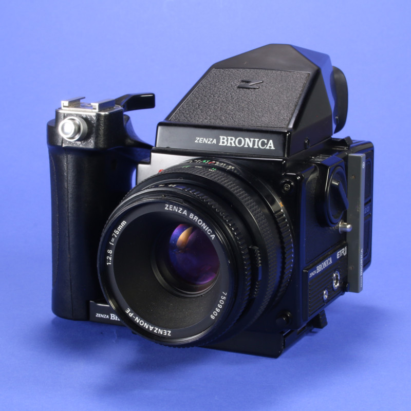 Bronica ETRSi Camera with 75mm f2.8 Zenzanon-PE Lens