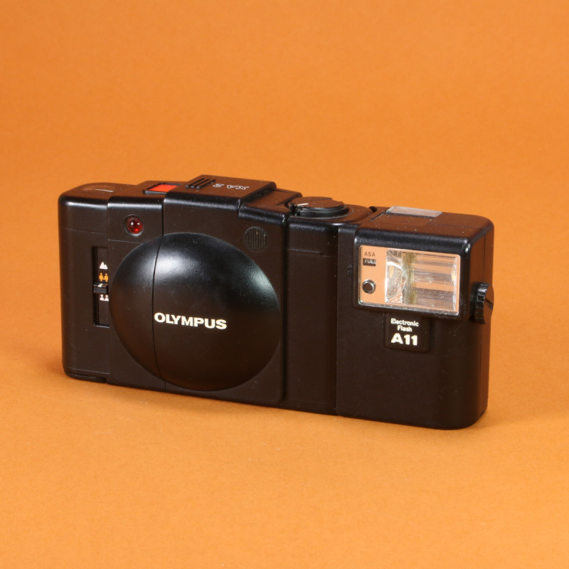 Olympus XA2 Camera with A11 Flash