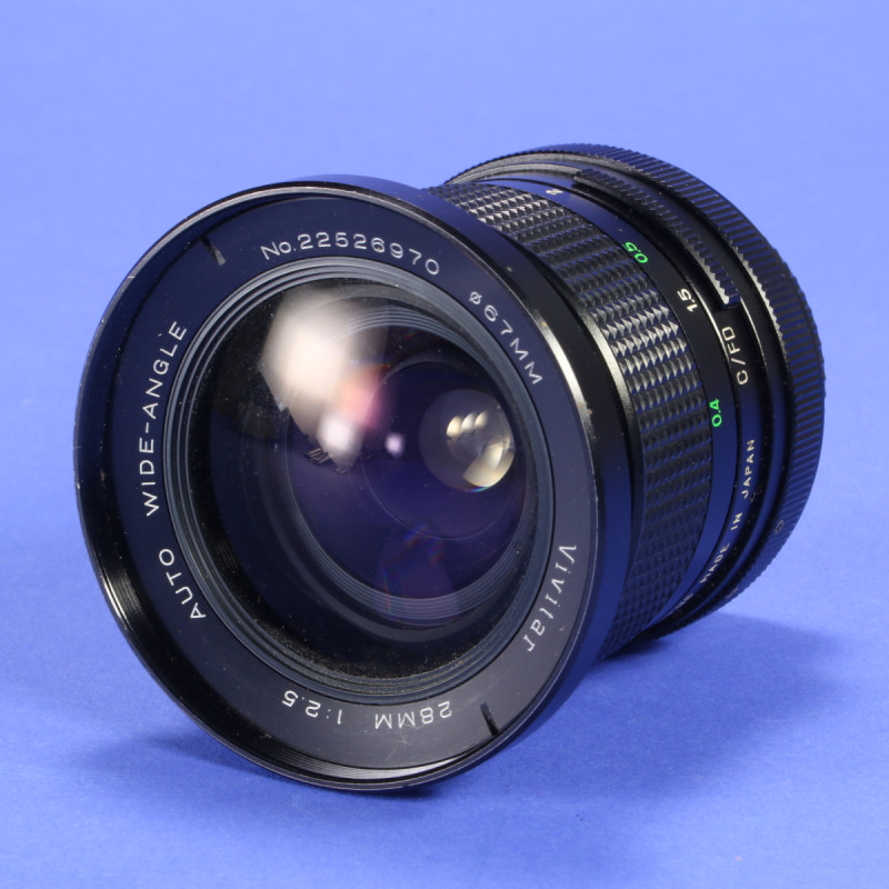 Vivitar 28mm f2.5 Auto Wide-Angle Lens for Canon FD