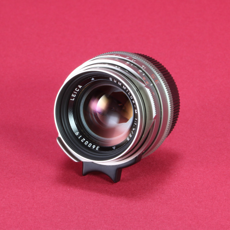 Leica 35mm f1.4 Summilux-M Lens 11860 - Titanium