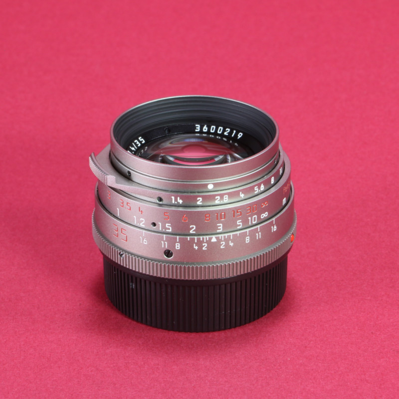 Leica 35mm f1.4 Summilux-M Lens 11860 - Titanium