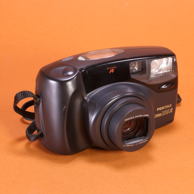 Pentax IQZoom 105-R Date Camera