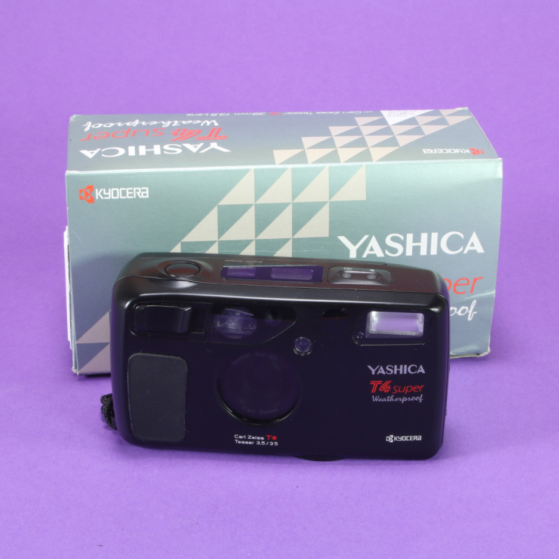 Yashica T4 Super
