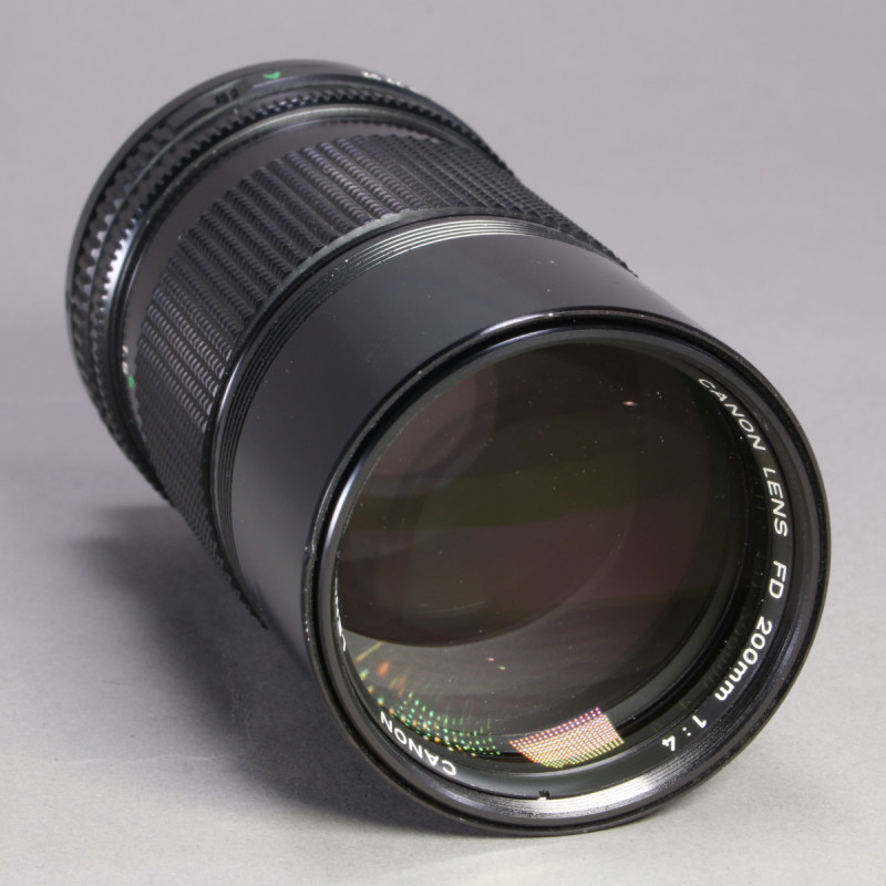 Canon 200mm f4 FD Lens