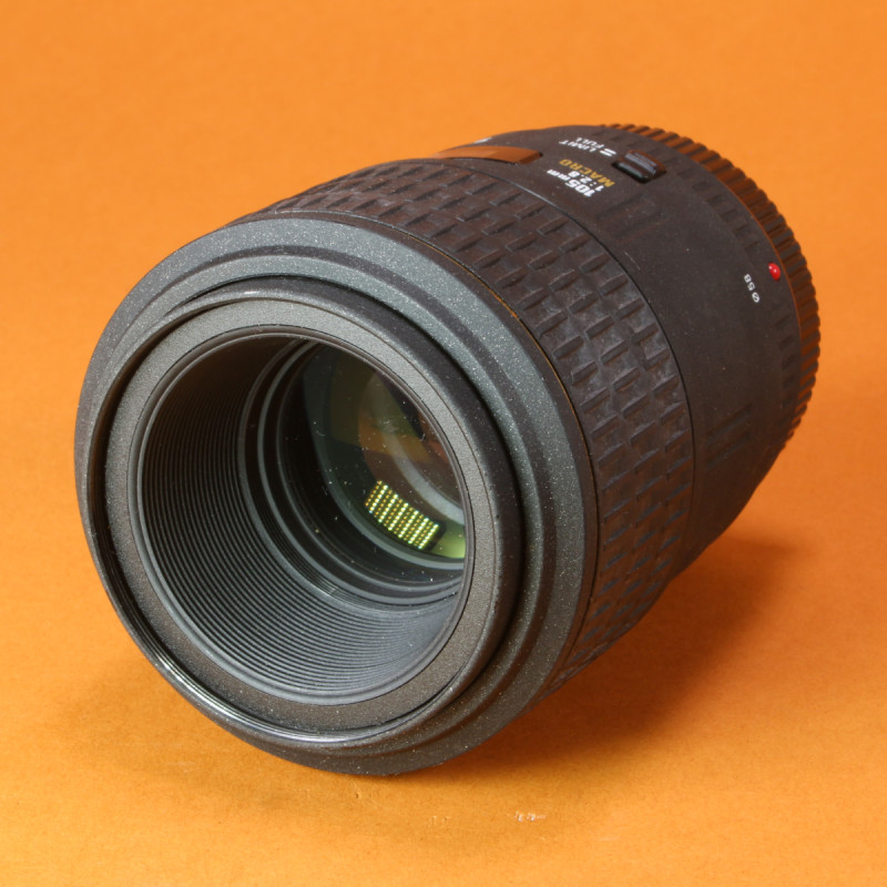 Sigma 105mm f2.8 DG EX Macro Lens for Minolta Maxxum