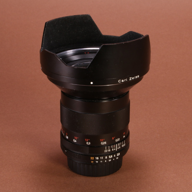 Carl Zeiss 21mm f2.8 Distagon T* ZF.2 Lens for Nikon AIS