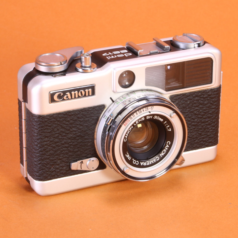 Canon Demi EE17 Camera