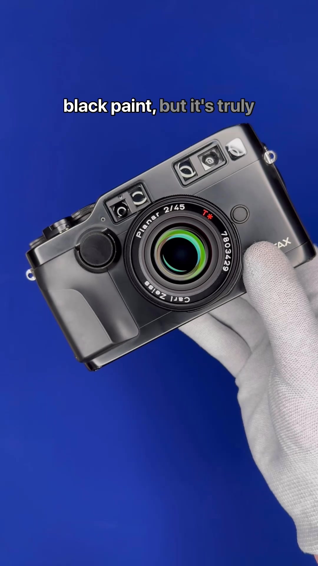 Testing a rare black Contax G2 Kit