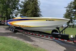 2005 Cigarette Top Gun Unlimited