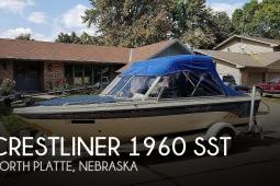 1997 Crestliner Phantom 1960 SST
