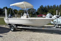 2016 Tidewater 1800 Bay Max